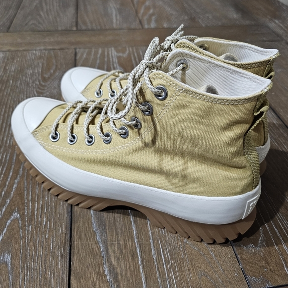 Converse Chuck Taylor All Star Lugged 2.0 Utility , Women's SZ 8.5, Men's SZ 6.5 - Picture 2 of 9